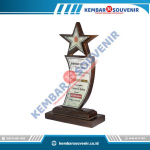 Model Piala Akrilik DPRD Kabupaten Ogan Komering Ulu