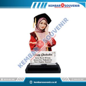 Desain Plakat Kayu DPRD Kabupaten Bondowoso