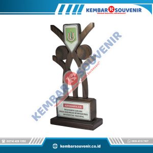 Trophy Acrylic DPRD Kabupaten Buton